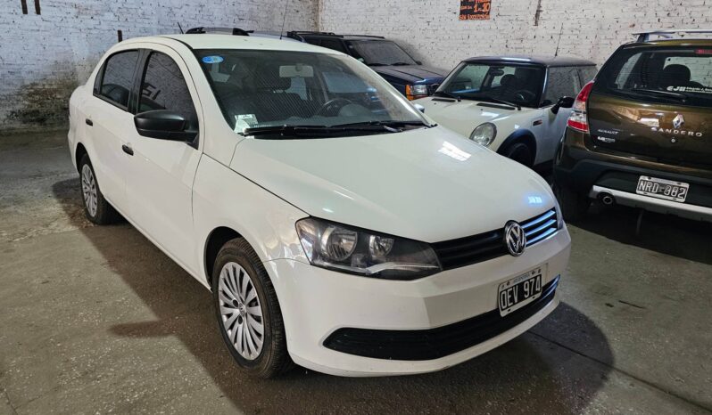 Volkswagen Voyage Comfortline Plus GNC 2014 lleno