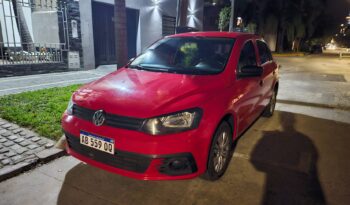 Volkswagen Gol Trendline 5P GNC 2017 lleno