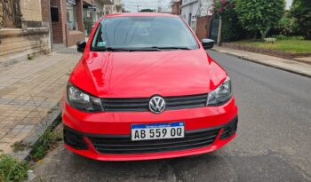 Volkswagen Gol Trendline 5P GNC 2017 lleno