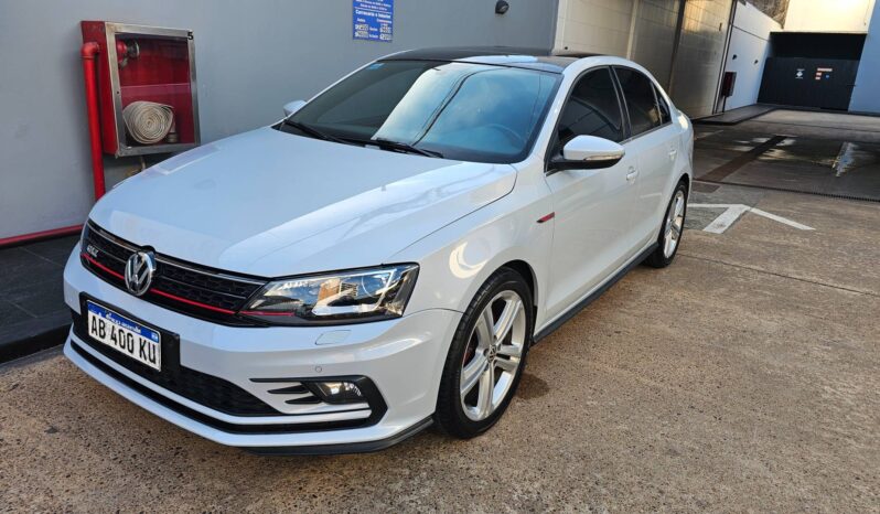 Volkswagen Vento GLI 2.0T 2017 lleno