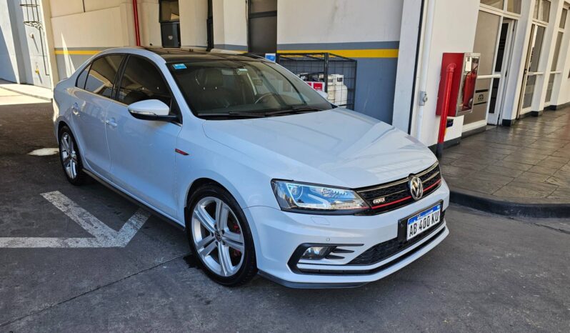 Volkswagen Vento GLI 2.0T 2017 lleno