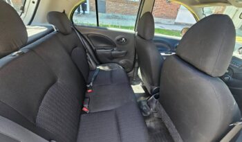 Nissan March Active GNC 2015 lleno