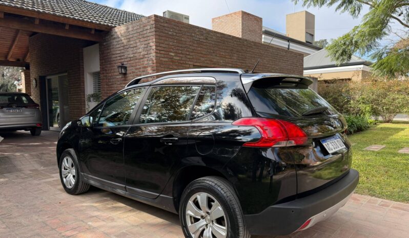 Peugeot 2008 Allure Tiptronic 2018 lleno