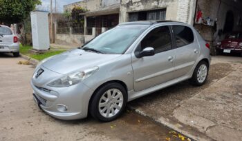 Peugeot 207 XT Feline 1.4 HDI  5P 2012 lleno