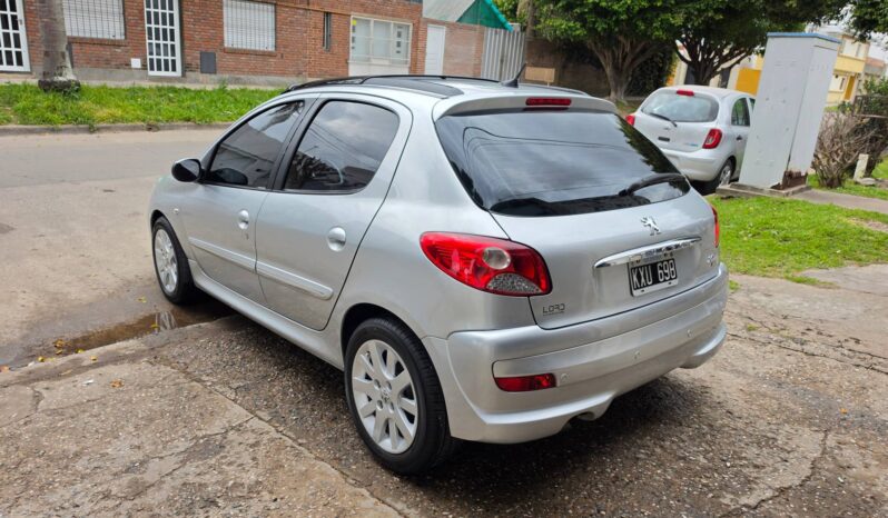 Peugeot 207 XT Feline 1.4 HDI  5P 2012 lleno